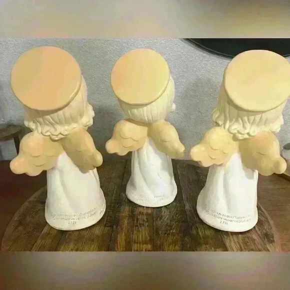 13 “Large Precious Moments Collection 1998 1 Boy & 2Girls Praying Garden Angels - Picture 3 of 7